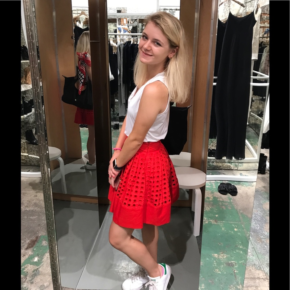 Meet your Posher, Olivia